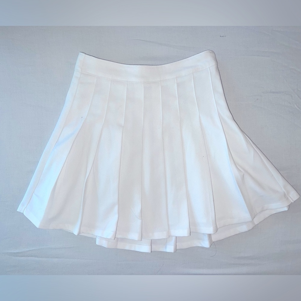White Hollister tennis skirt